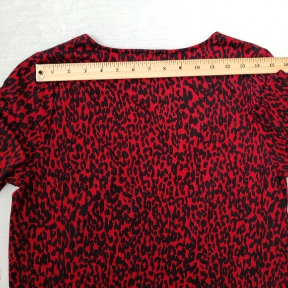 Lily Morgan Women's Leopard Blouse Size Medium Red Black Chains - Picture 7 of 12